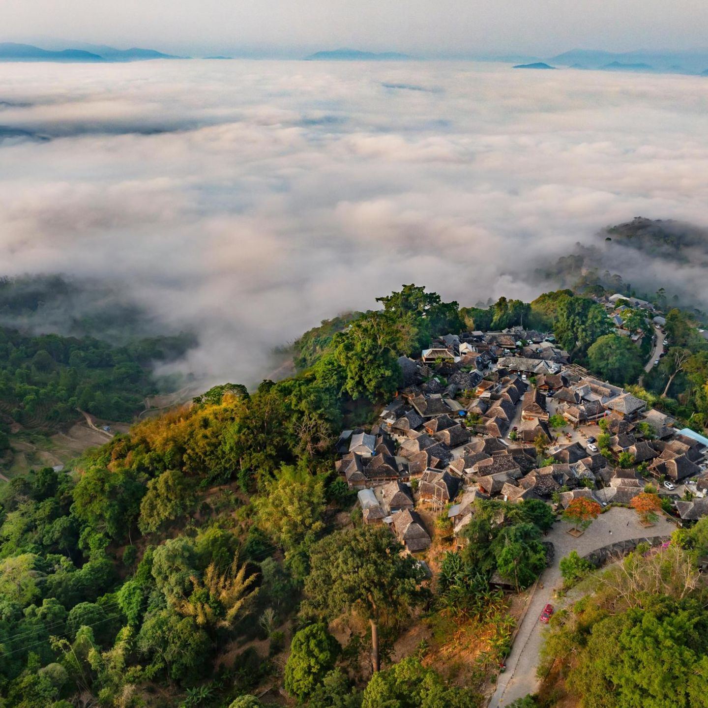 Dorf Wengji am Jingmai-Berg