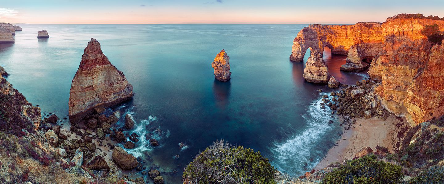 Praia da Marinha, Portugal