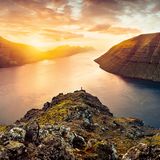 Blick vom Berg Klakkur auf die umliegenden Inseln, Färöer