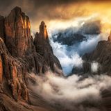 Dolomiten im Sonnenlicht