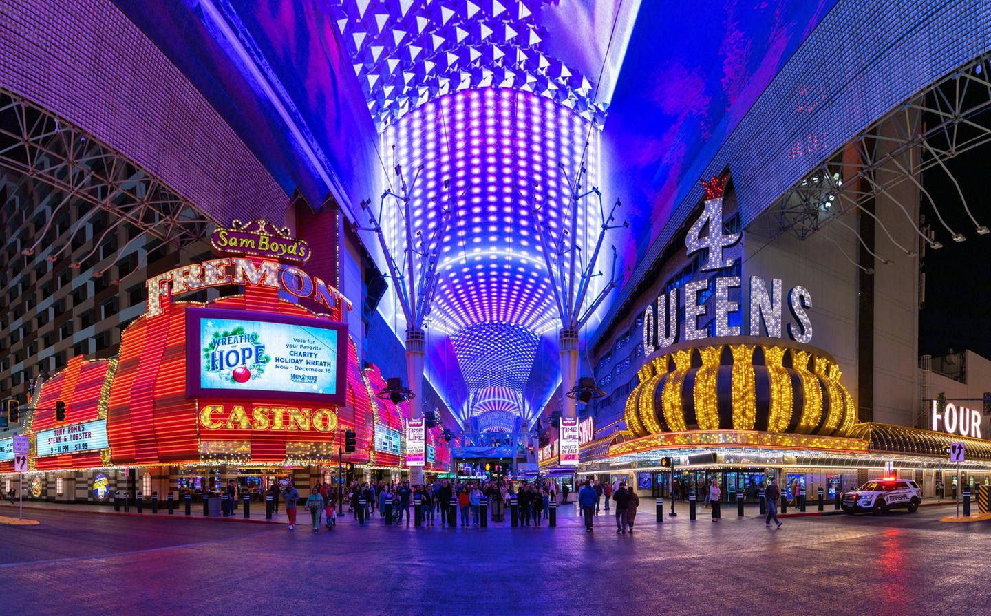 Las Vegas: Mehr Inszenierung als Erlebnis Menschenmenge in Einkaufsstraße