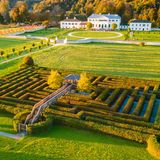 Schloss Rosegg mit Labyrinth