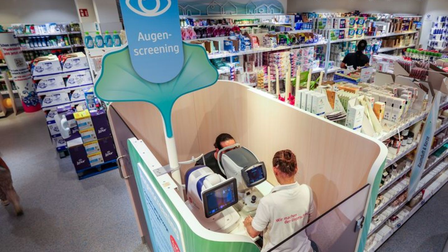 Drogerieangebot-Augenscreening-und-Hautanalyse-bei-dm-Kritik-und-Skepsis