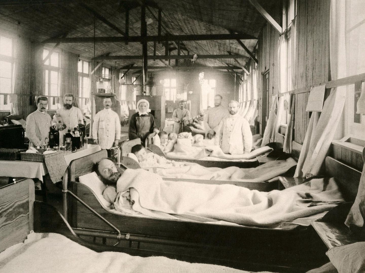 Krankenbetten in Hamburg im 19. Jahrhundert