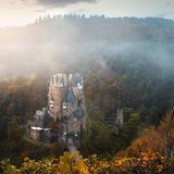 Burg Eltz im Herbst