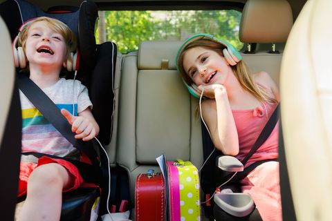 Kinder im Auto