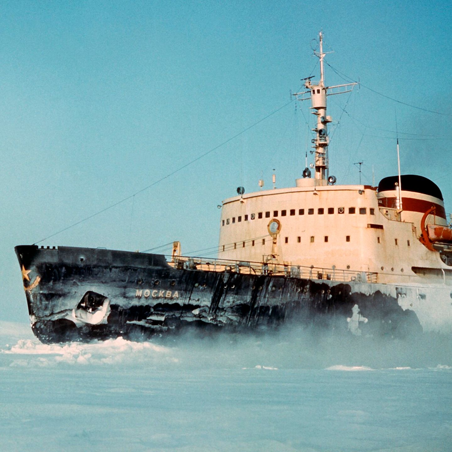 Der Eisbrecher Moskva
