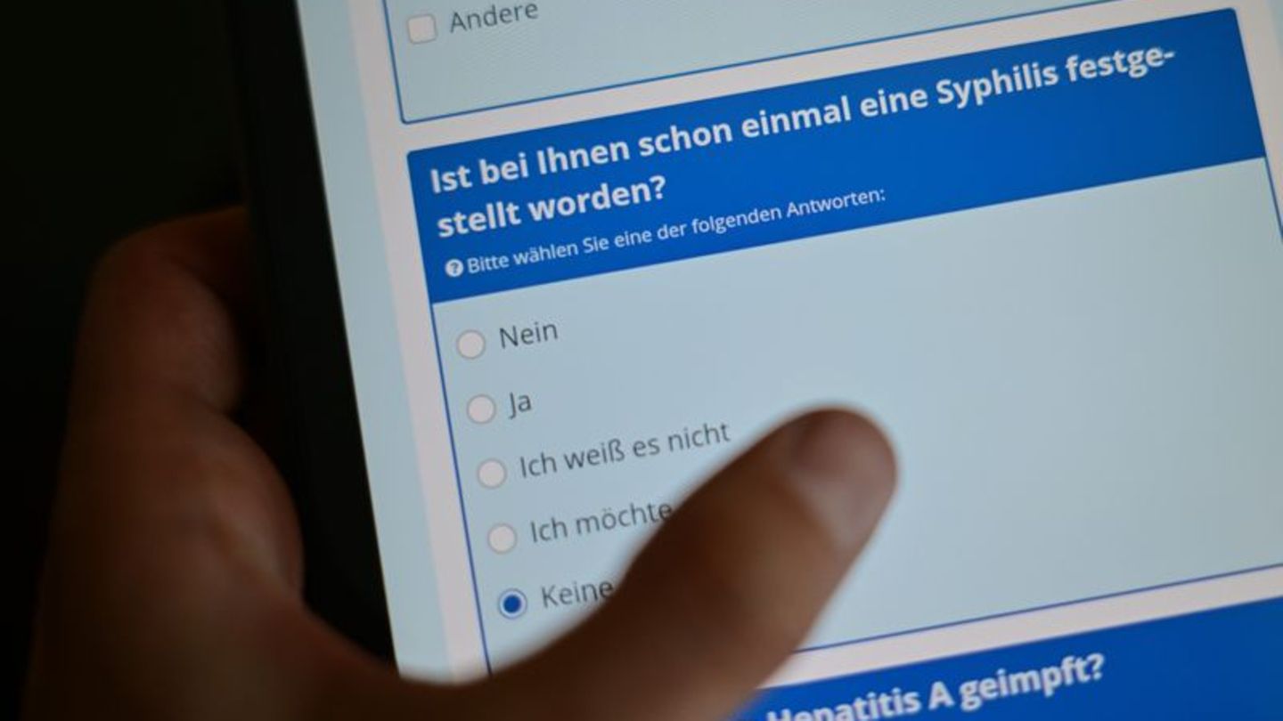 Die Zahl der Syphilis-Infektionen ist von 2023 auf 2024 um 3,9 Prozent gestiegen. (Symbolbild) Foto: Sebastian Gollnow/dpa