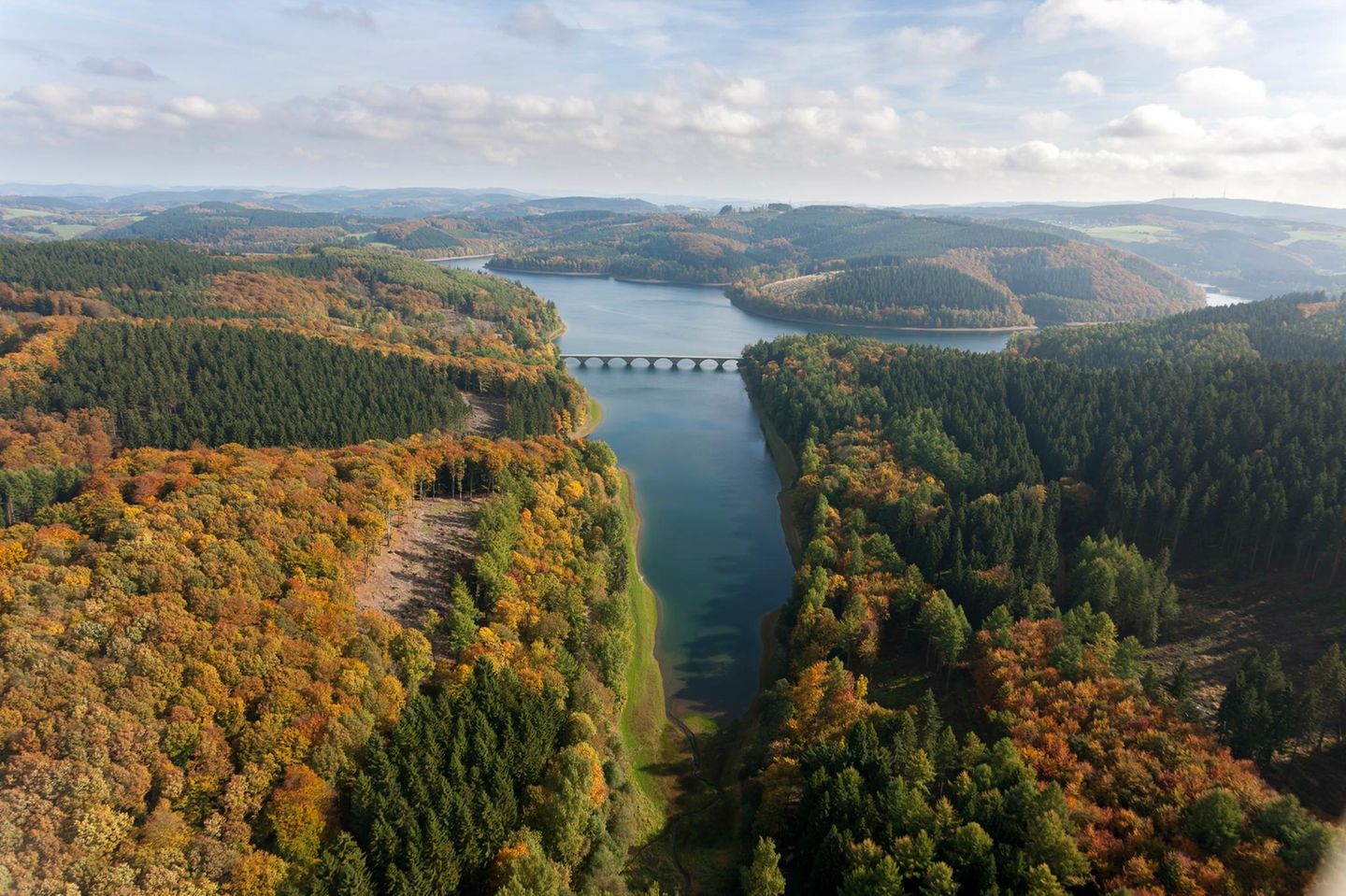 Versetalsperre im Sauerland im Herbst