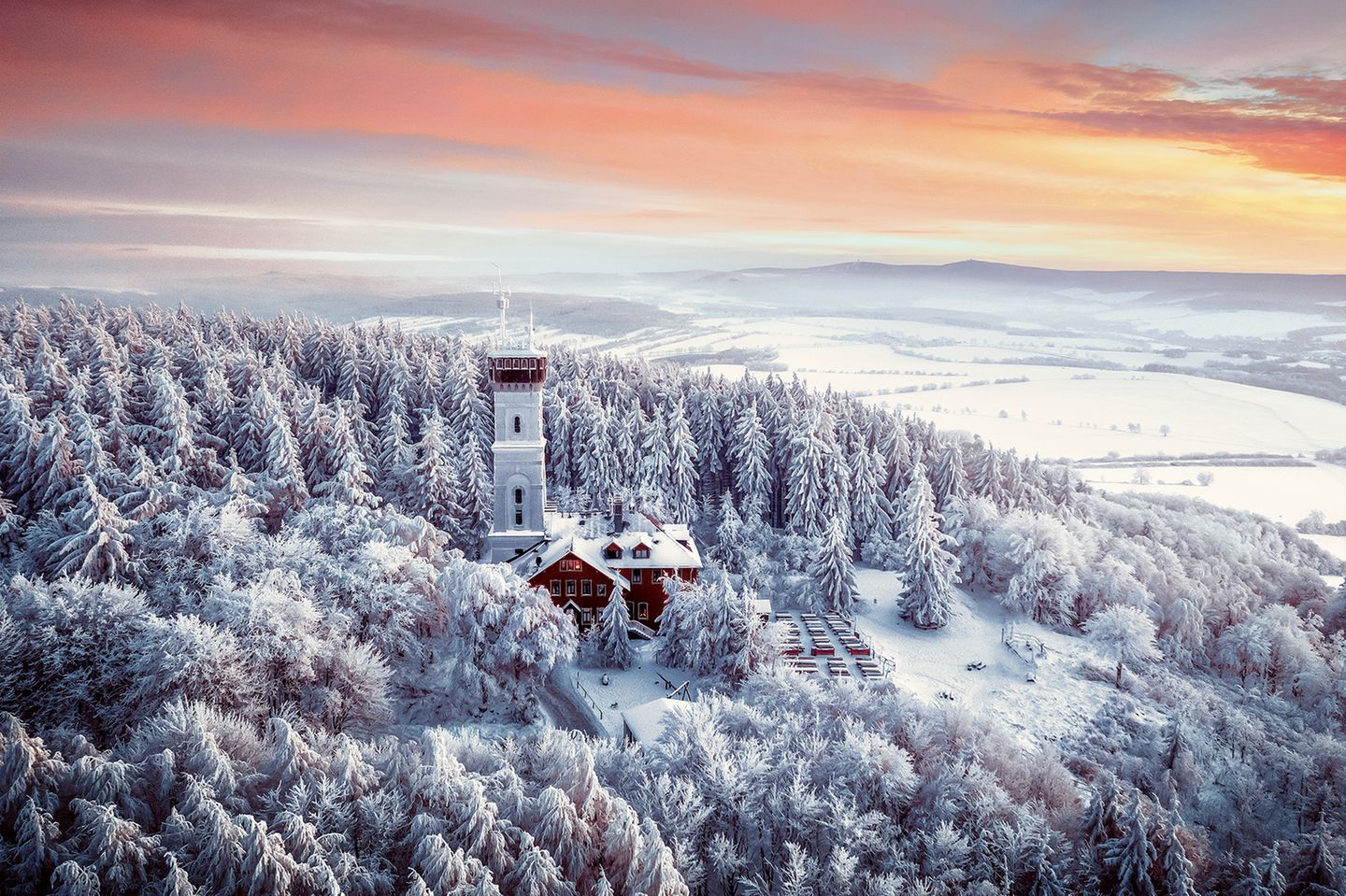 Der Pöhlberg im Winter Der verschneite Pöhlberg im Winter