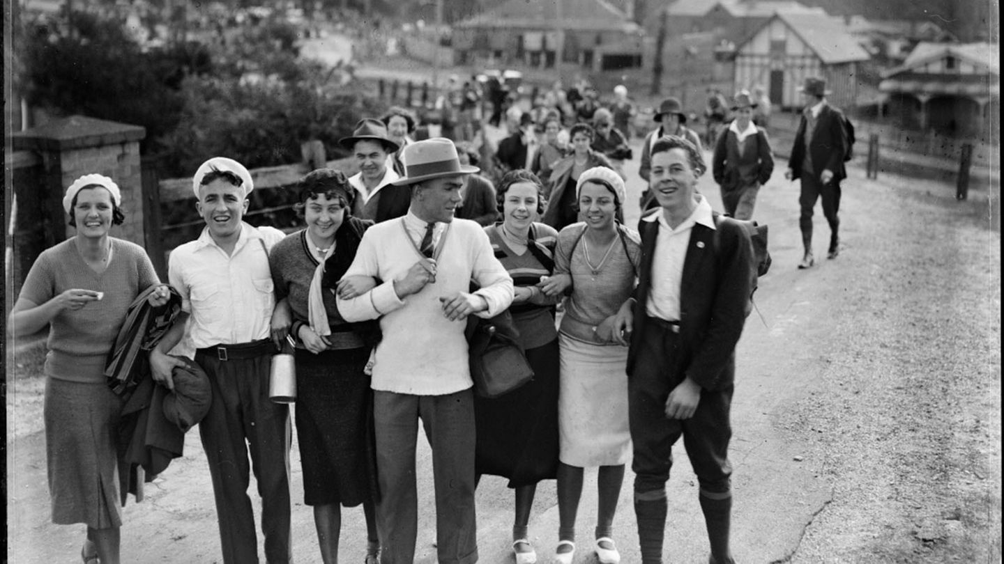 Trend-der-1930er-Jahre-Wandern-mit-Nervenkitzel-Als-Mystery-Hikes-Stadtmenschen-in-die-Natur-lockten