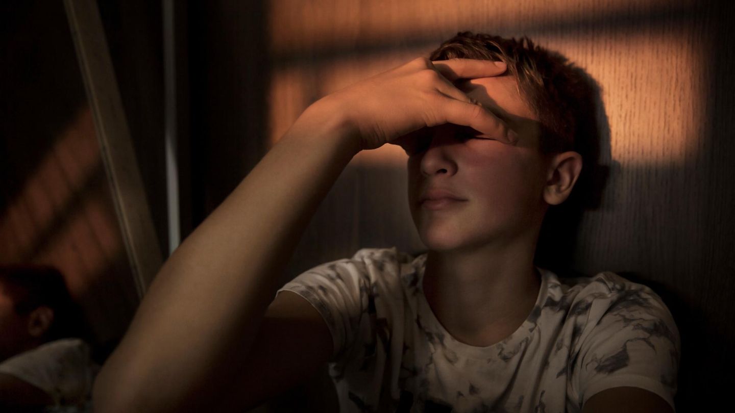 Entwicklung-Neuronale-Fehlbildungen-Wie-Teenagergehirne-unter-Einsamkeit-leiden
