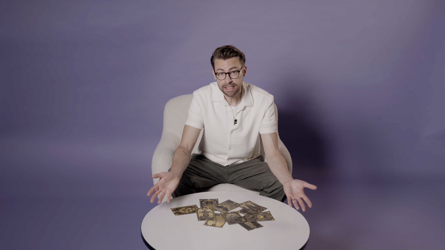 Orakeltechniken-Entscheidungshilfe-Zufall-Wie-Tarotkarten-das-Gehirn-in-Bewegung-bringen
