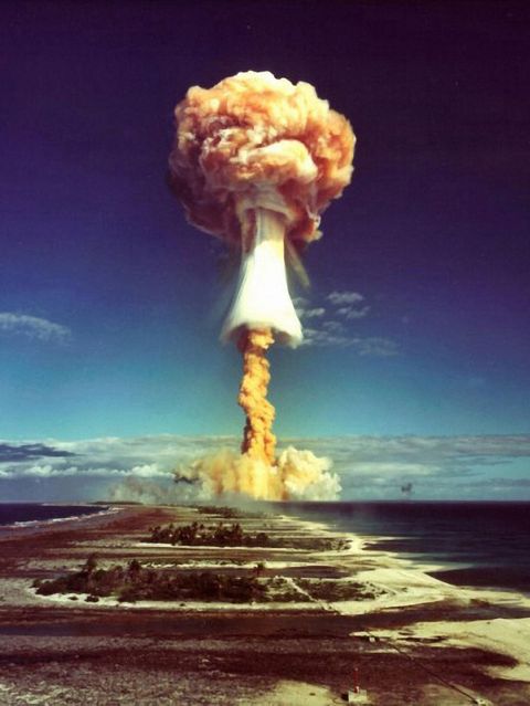 Atombombe nach Zündung