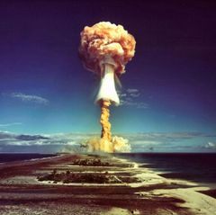 Atombombe nach Zündung