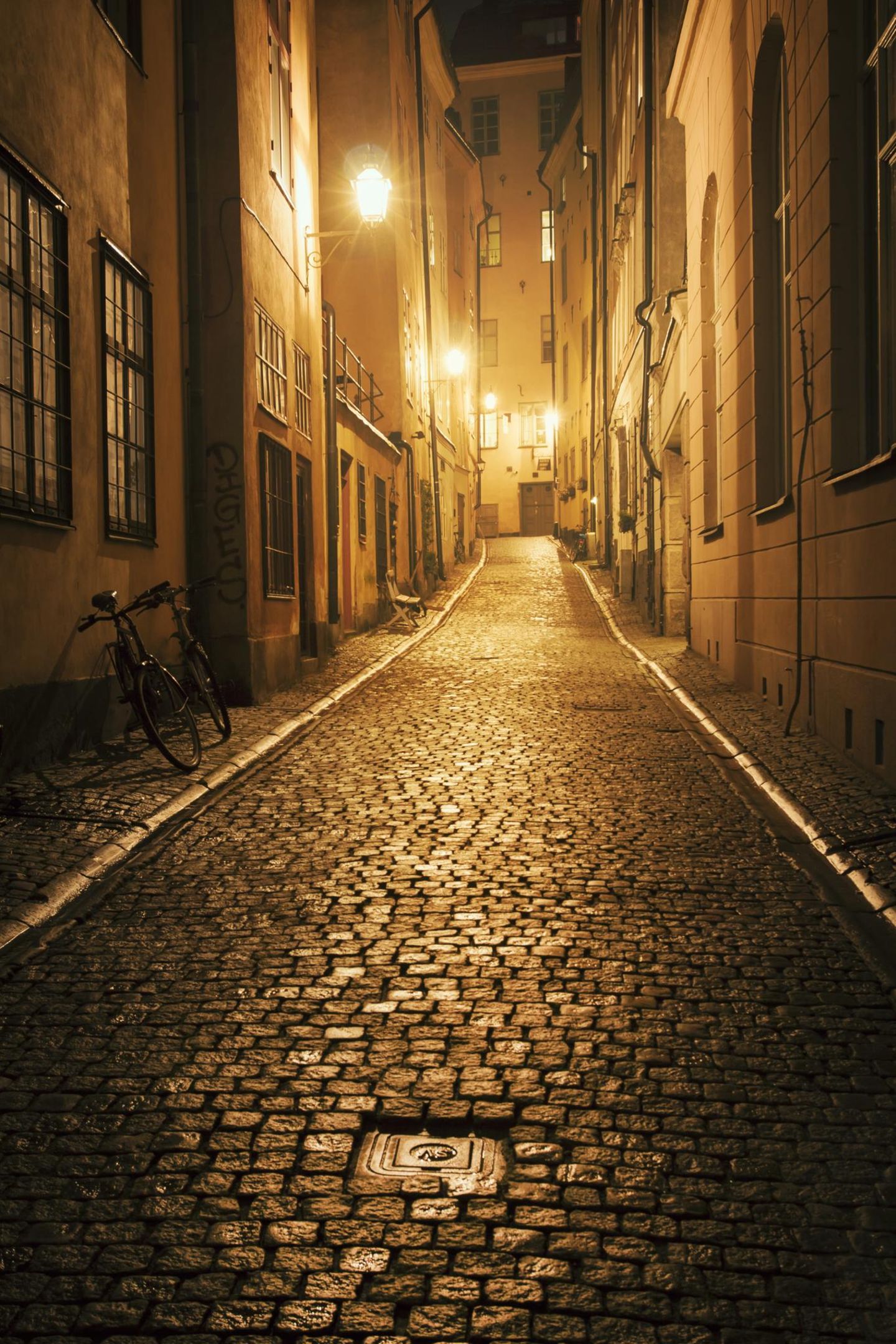 Ghostwalk in Gamla Stan Nachtstimmung in einer Gasse in Gamla Stan
