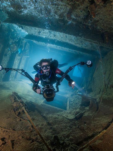 Unterwasserarchäologie: Versunkene Schätze am Meeresgrund: Ein Tauchgang zu verlassenen Schiffswracks