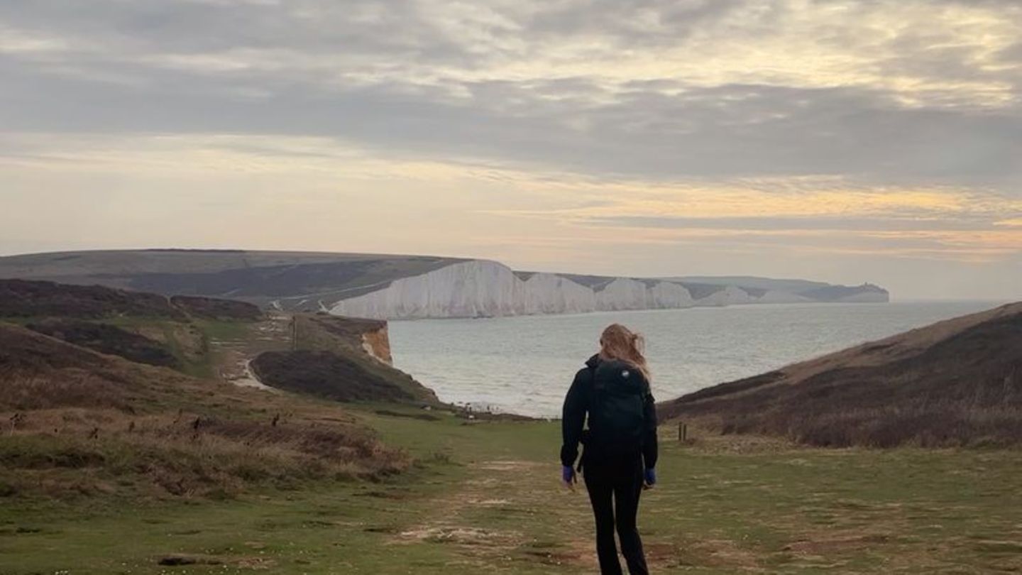 Die "Seven Sisters" im Blick: 21 Kilometer zählt die Wanderung von Seaford nach Eastbourne - es geht immer entlang der Steilküst Die "Seven Sisters" im Blick: 21 Kilometer zählt die Wanderung von Seaford nach Eastbourne - es geht immer entlang der Steilküst