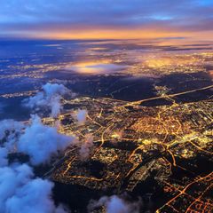 Leiden, NL, bei Nacht