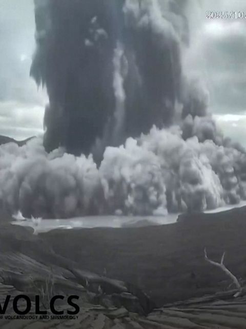 Philippinen: Spektakulärer Vulkanausbruch: Der Taal spuckt kilometerhohe Aschewolke