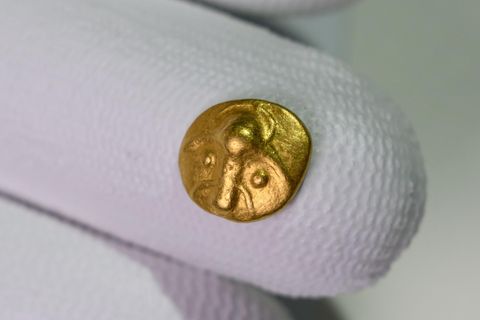 Goldene keltische Münze