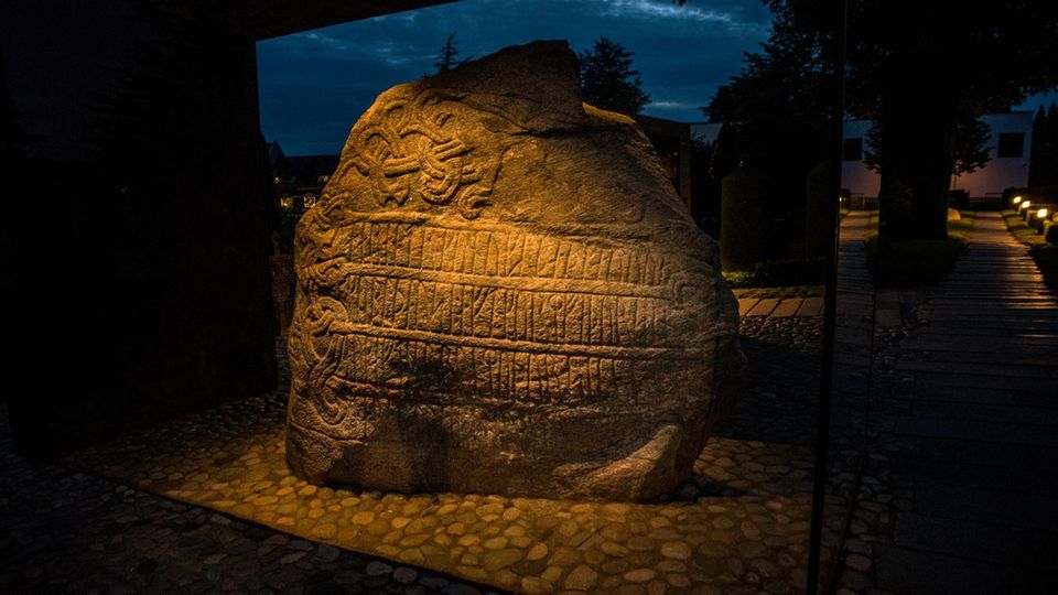 Runenstein von Jelling