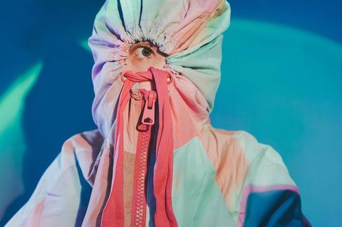 Manche Missgeschicke oder Fehler sind so unangenehm, dass man sich am liebsten unsichtbar machen würde. Das hilft allerdings nicht