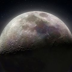 Helle Mondseite und dunkle Mondseite aus dem All fotografiert