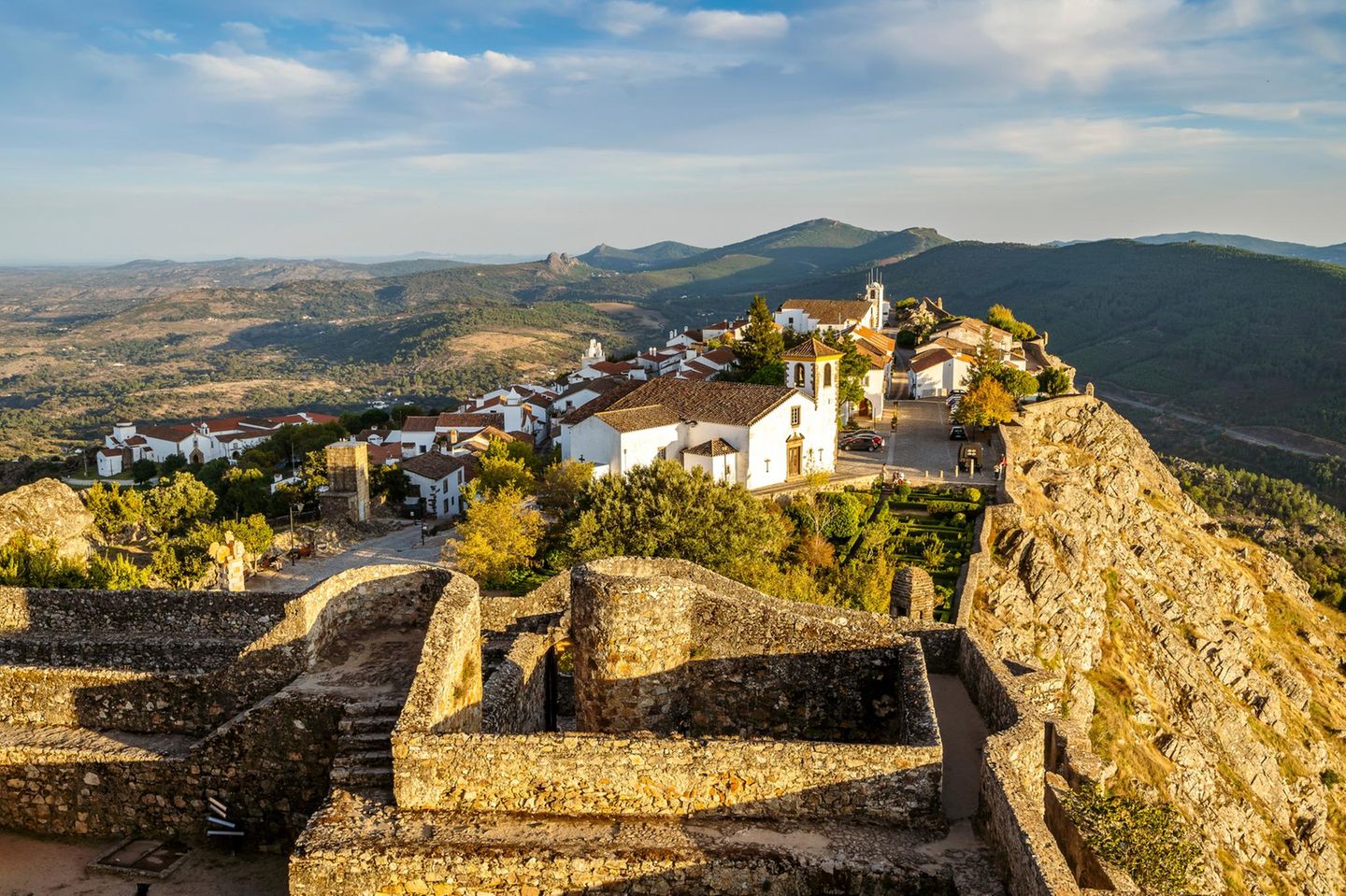 Die  charmante Stadt Marvao, gesehen von der mittelalterlichen BurgDie, Alentejo