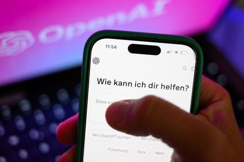 Chatbots werden von vielen auch für medizinische Auskünfte genutzt. (Archivbild) Foto: Hendrik Schmidt/dpa