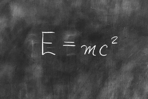 120 Jahre Relativitätstheorie : Einsteins Geniestreich: Die Tragödie hinter der berühmtesten Formel der Welt