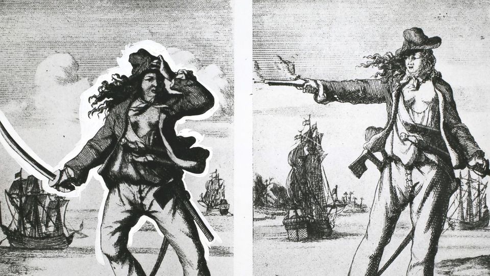 Anne Bonny und Mary Read in Kampfpose