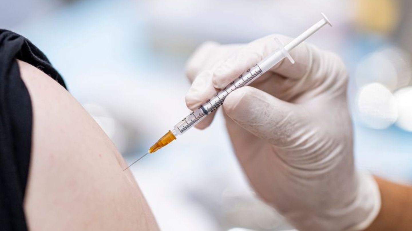 EU-Behörde rät zu unverzüglicher Grippe-Impfung Foto: Fabian Sommer/dpa