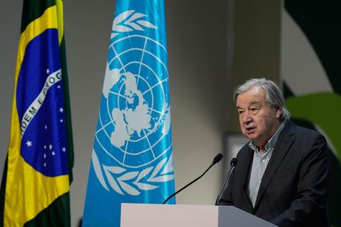 UN-Generalsekretär Antonio Guterres spricht während einer Pressekonferenz auf der Weltklimakonferenz COP30
