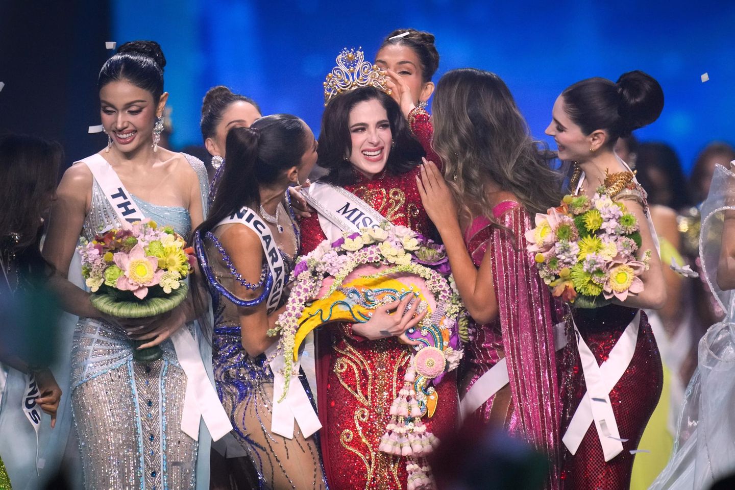 Fatima Bosch bei ihrer Krönung zur Miss Universe