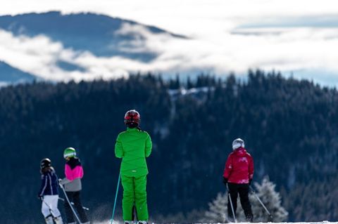 Die Preise für Skipässe sind in dieser Saison im Schnitt um rund fünf Prozent gestiegen: Am teuersten ist das Tagesticket für Er