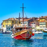 Altstadt und Hafen Rovinj in  Kroatien