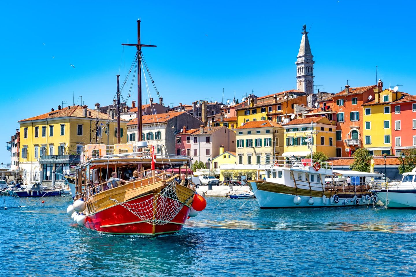 Altstadt und Hafen Rovinj in  Kroatien