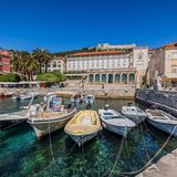 Sonniger Tag in Hvar