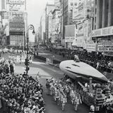 Der Umzug an Thanksgiving 1957 am Times Square