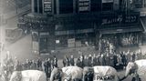 Elefanten trampeln durch New York 1924