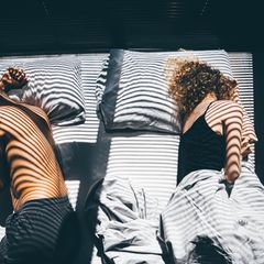 Frustriertes Paar im Bett