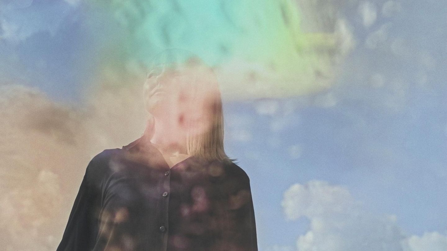 Interview-Warum-Einsamkeit-so-schmerzt-und-wie-der-Weg-hinaus-gelingt-GEOplus