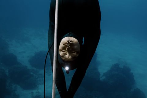 Apnoetauchen: Jessea Lu sucht die Tiefe - um sich ihrem Trauma zu stellen