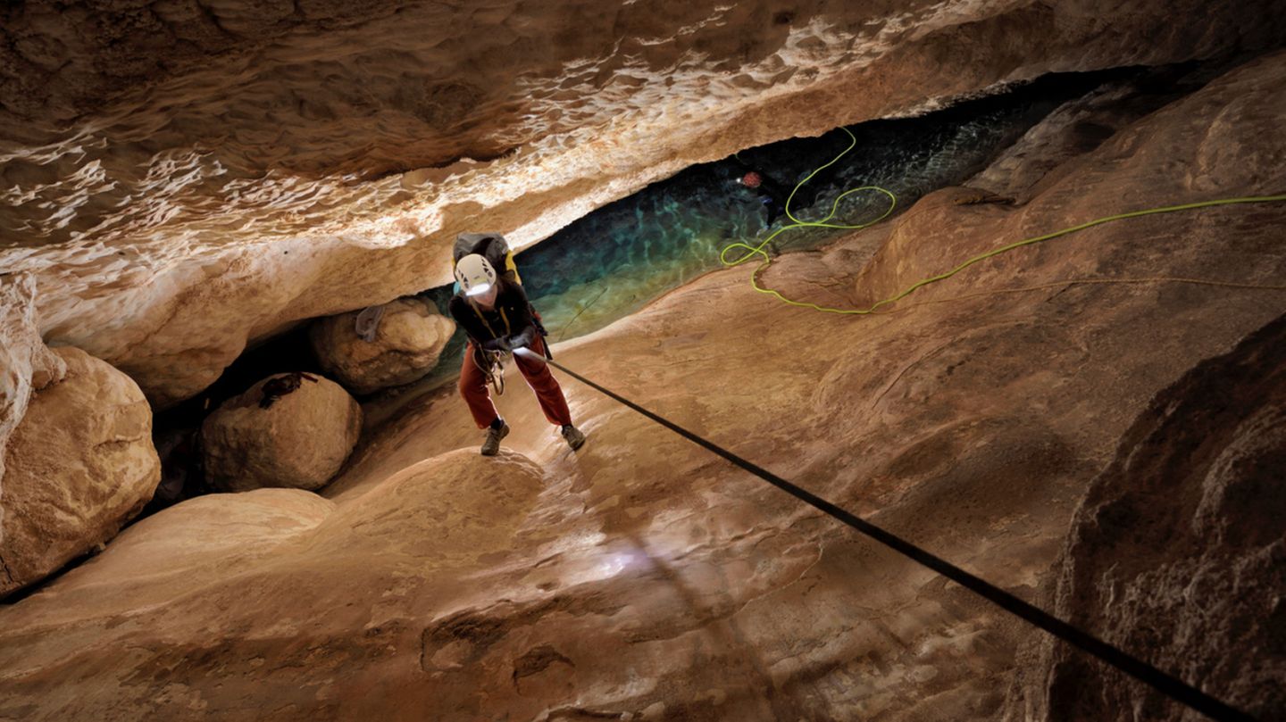 Expedition-Der-Schatz-im-Teufelsloch-Warum-H-hlen-kostbare-Klimaarchive-sind