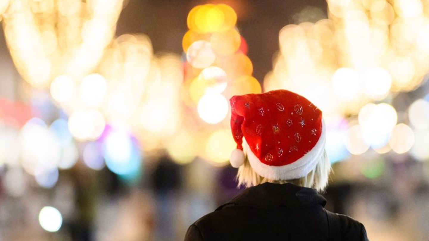Mit letzter Kraft in Richtung Weihnachtsurlaub? Wer die eigenen Ansprüche reflektiert, kann Stress oft besser begegnen. Foto: Ju