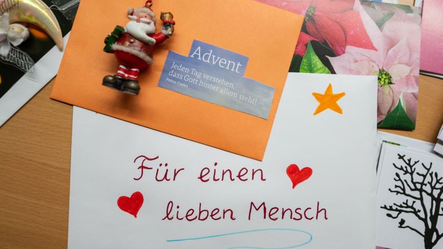 Allein-an-den-Feiertagen-Einsamkeit-zur-Weihnachtszeit-Was-tun-gegen-den-Schmerz-