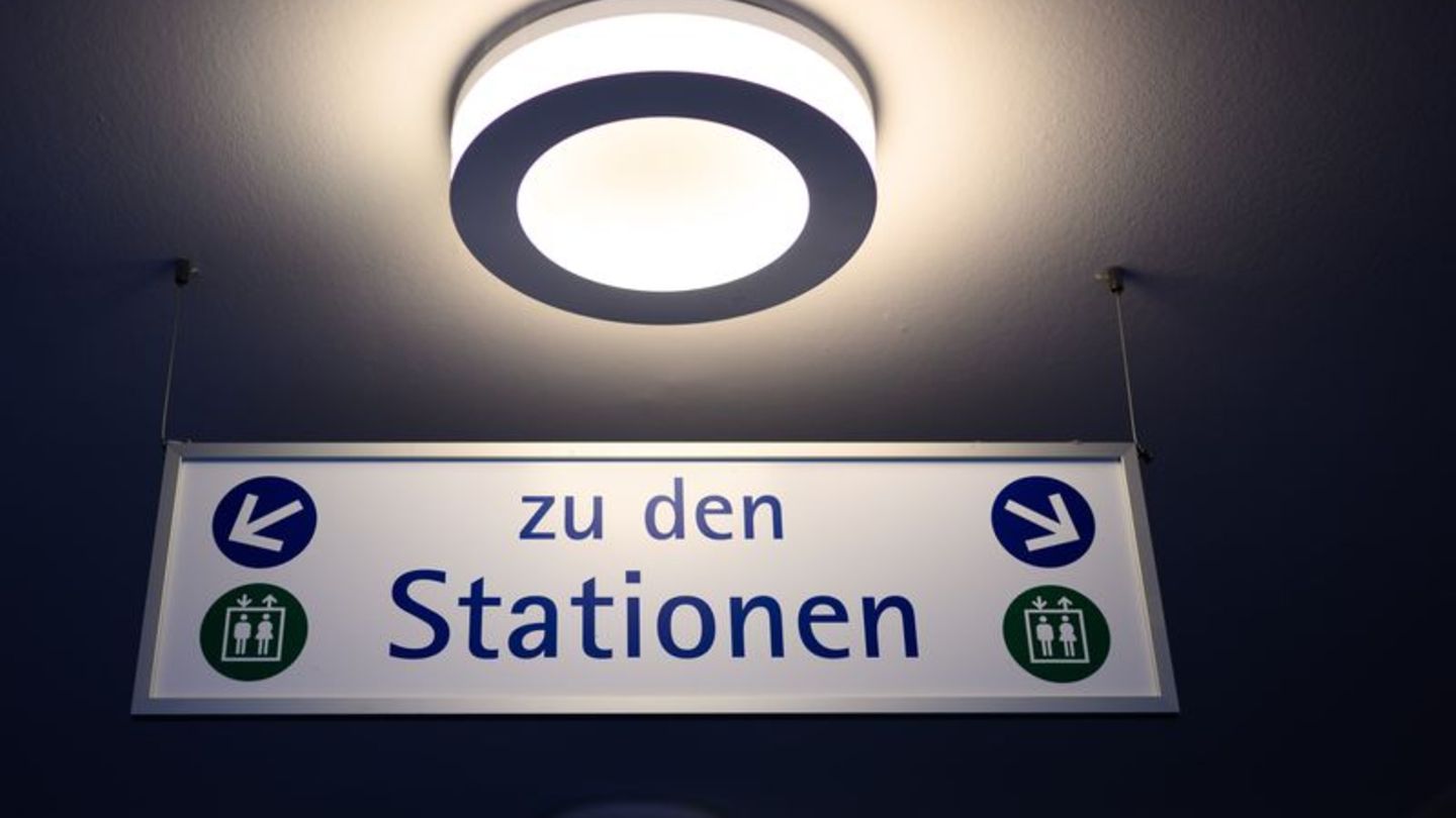 Mentale-Gesundheit-Immer-mehr-Kinder-wegen-psychischer-Probleme-in-Kliniken