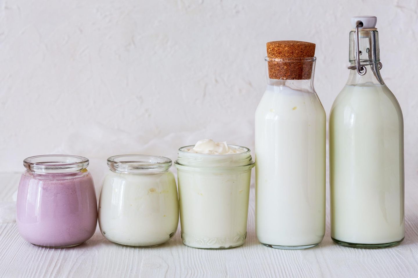 Gesunde Milchprodukte in einer Reihe