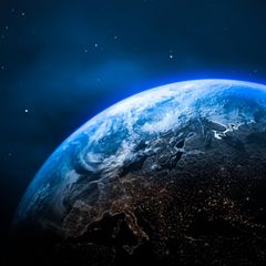 Der blaue Planet: Was Ozeane füllt – Wasser –, könnte zum Großteil tief im Erdinneren gespeichert sein, seit Jahrmilliarden